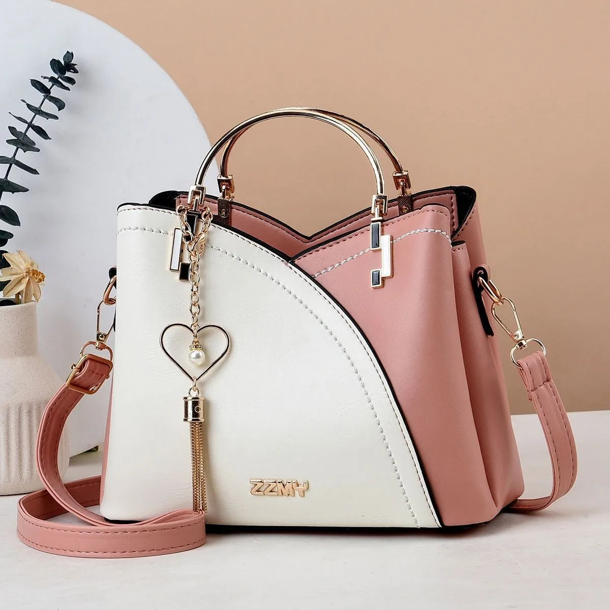 Vivelle Signature Handbag