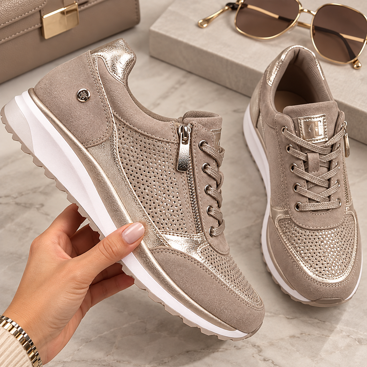 Martha | Zip-up sneakers